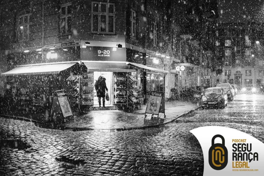 Capa do episódio #131: “Snow at Christianshavn and the local Irma supermarket, winter in Copenhagen” por Kristoffer Trolle